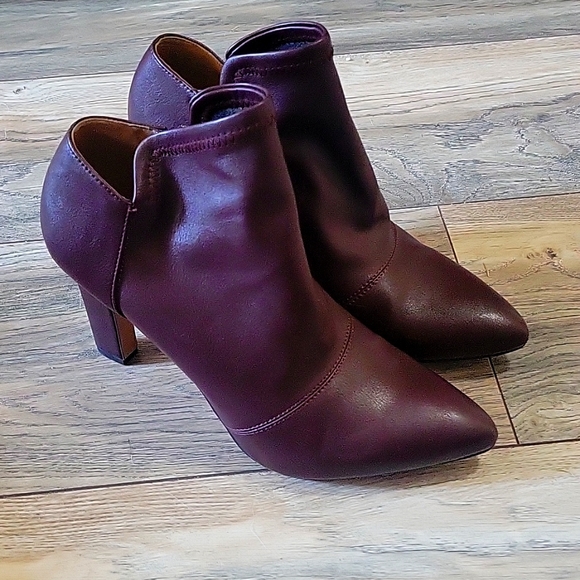 Franco Sarto Booties - Picture 1 of 7